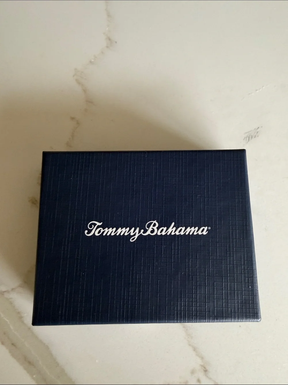 Tommy Bahama Dark Brown and Tan Leather Card Holder